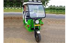 SN Solar High Power E Rickshaw